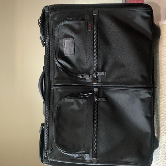 Tumi Bags Tumi Travel Luggage Poshmark